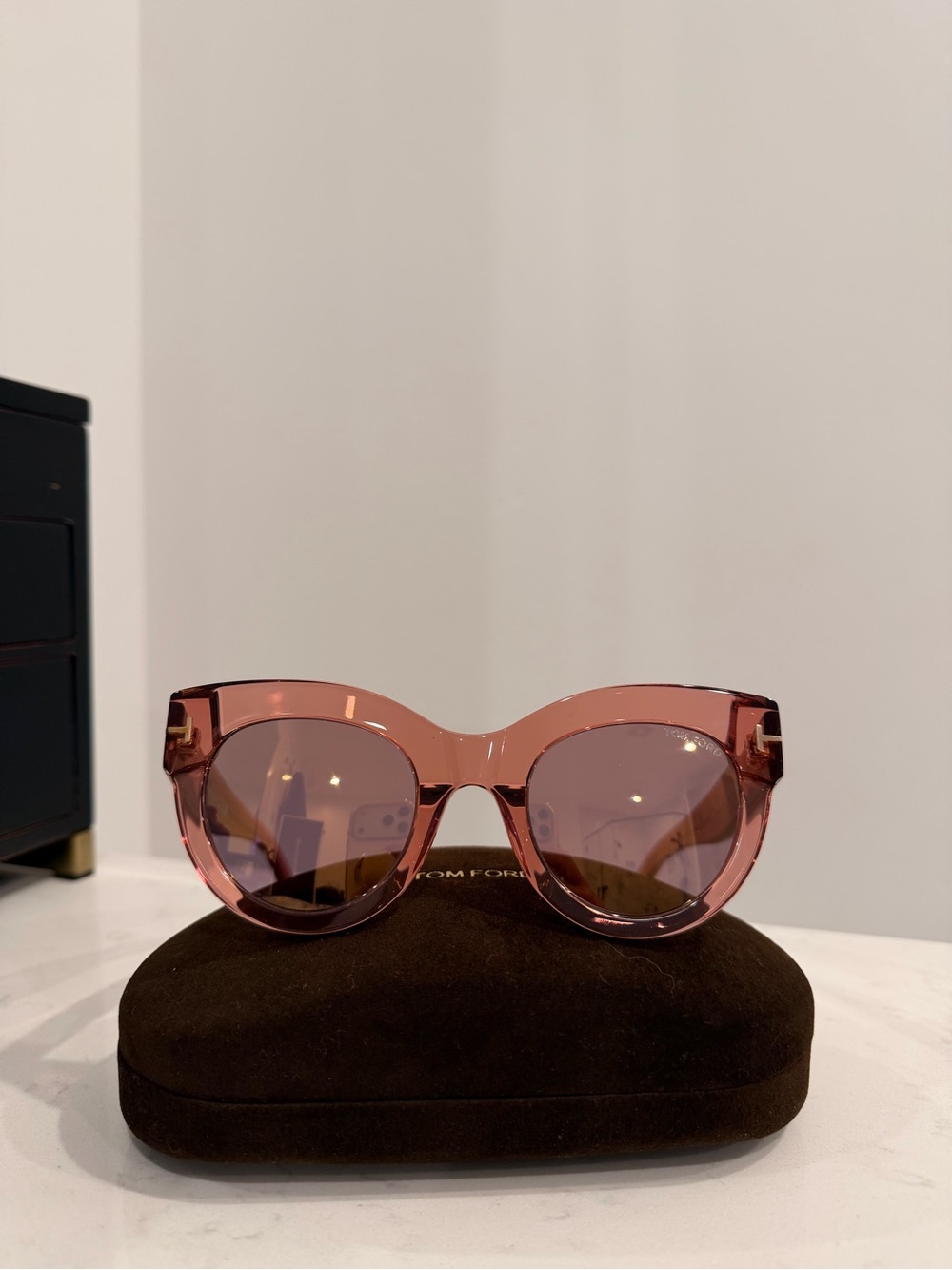 Tom Ford Rose-Tint Round Sunglasses with Gold Accents